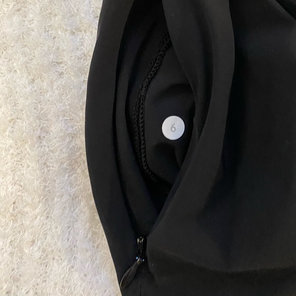 lululemon shorts - Picture 4 of 4